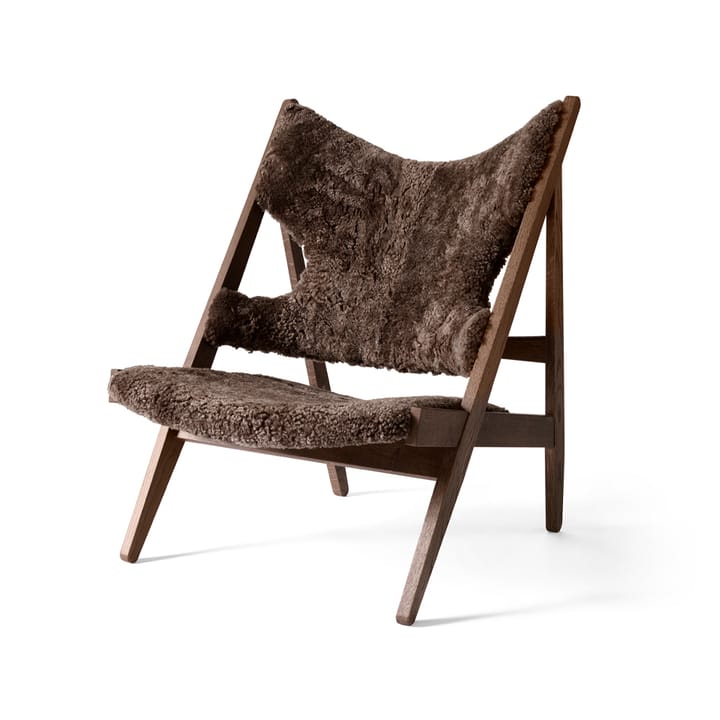 Chaise lounge Knitting, peau de mouton curly root marron foncé, structure en chêne foncé lasuré Audo Copenhagen