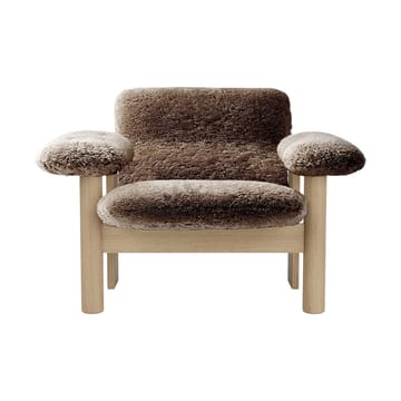 Fauteuil Brasilia low back - Natural oak-Sahara sheepskin curly - Audo Copenhagen