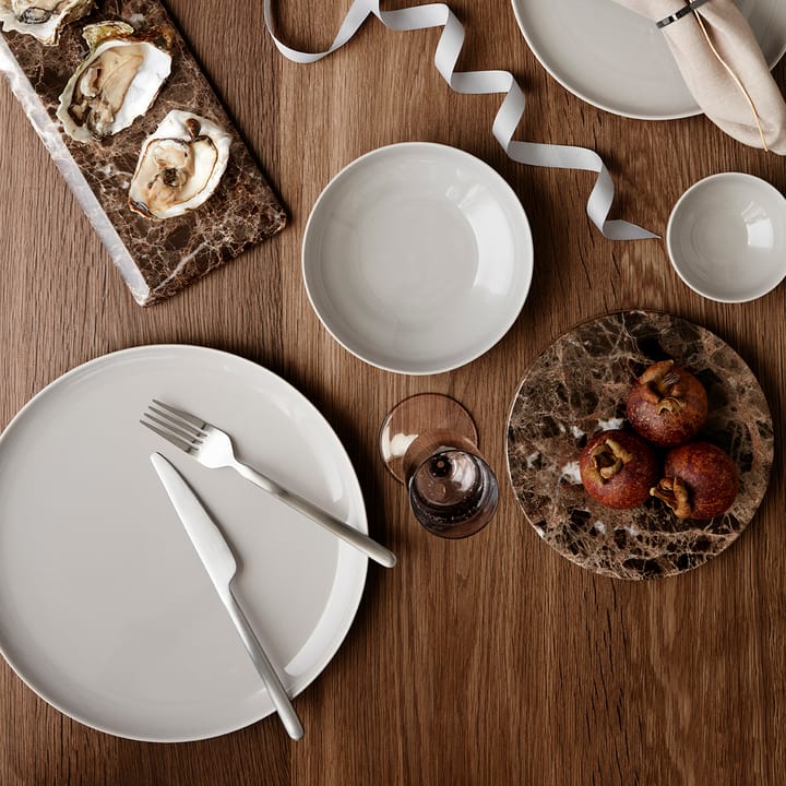 Grande assiette Ro Ø 27cm, Nimbuscloud blomus