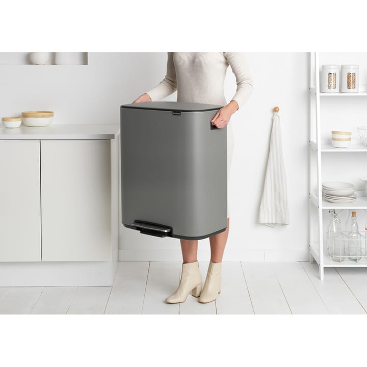 Poubelle à pédale Bo 60 L, Mineral concrete grey Brabantia