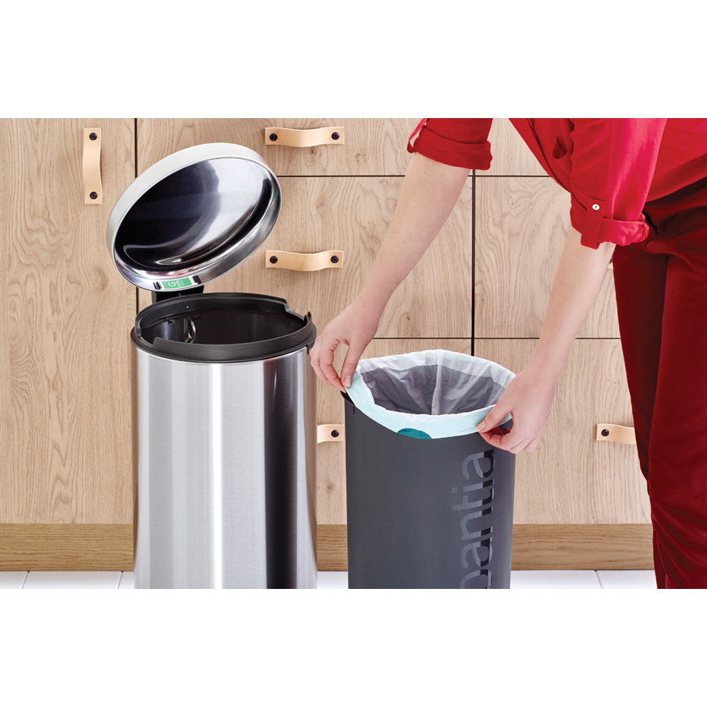 Poubelle p dale New Icon 30 litres de Brabantia NordicNest.fr