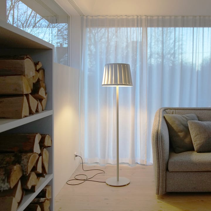 Lampadaire AVS, blanc mat Bsweden