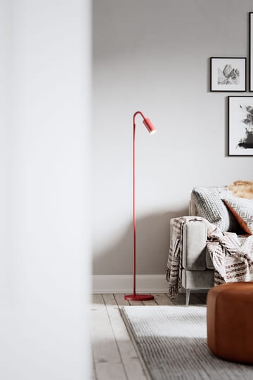 Lampe sur pied Curve 146 cm - Rouge foncé - By Rydéns