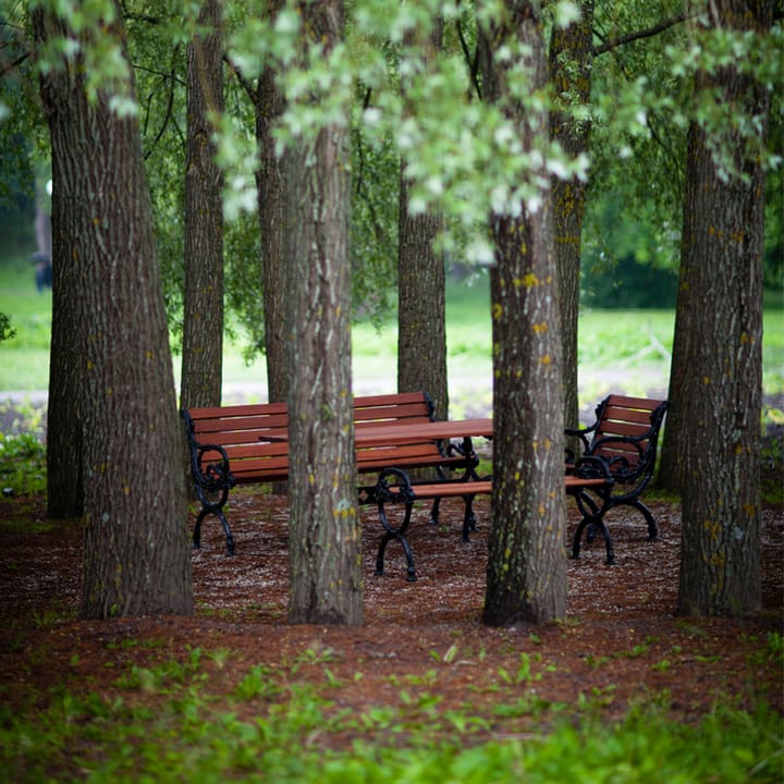 Banc Byarum, Pin brun lasuré, support noir Byarums bruk