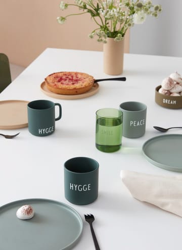 Tasse Design Letters avec poignée 25 cl - Hygge-dark green - Design Letters