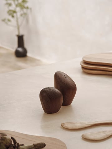 Salière et poivrière Cairn - Dark brown - ferm LIVING