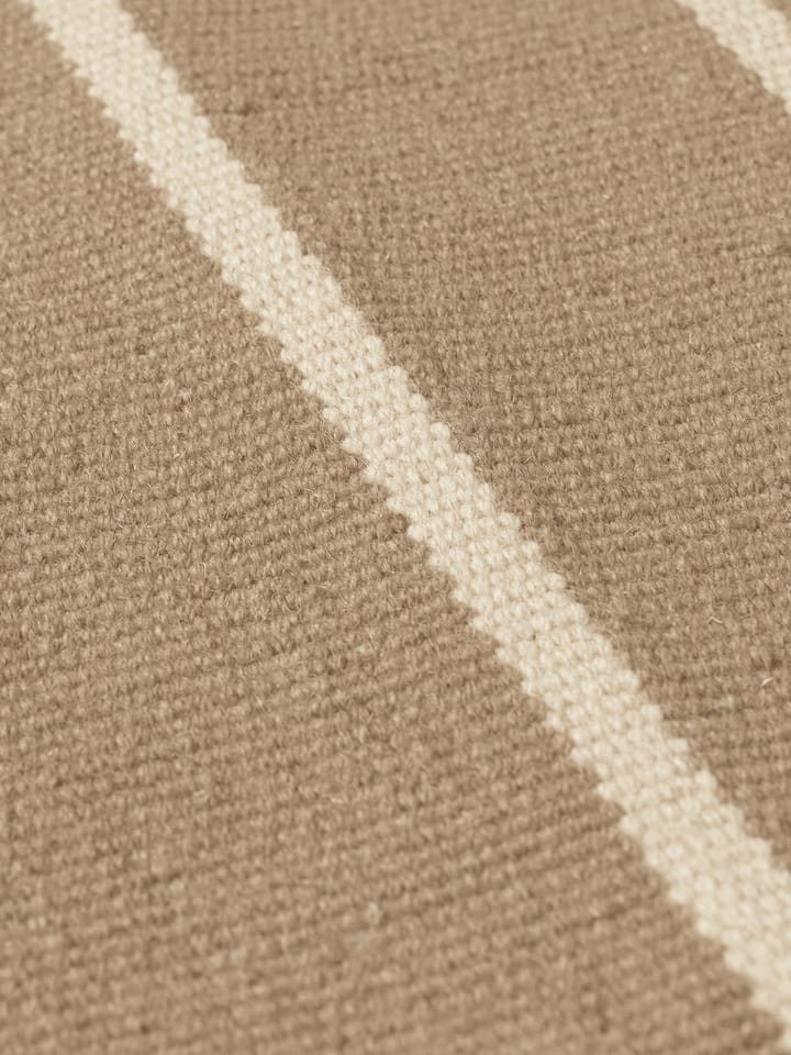 Tapis Calm kelim, Dark Sand, Off-white, 200x300 cm ferm LIVING