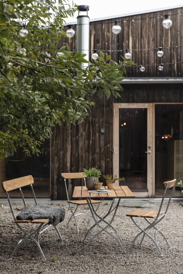 Table Brasserie, Teck-structure en acier avec galvanisation à chaud Grythyttan Stålmöbler