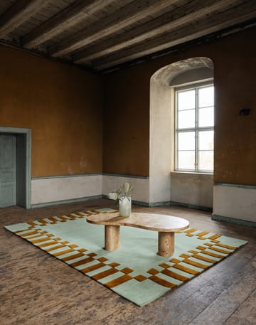 Tapis en laine Teklan Frame - Pistachio camel, 200x300 cm - Layered