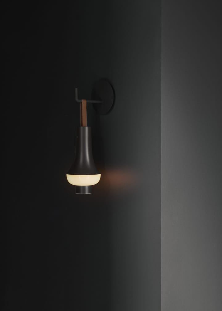 Lampe de table Tomoshi Portable, Dark brown Louis Poulsen