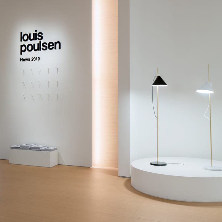 Lampe sur pied Yuh, Noir-Laiton Louis Poulsen