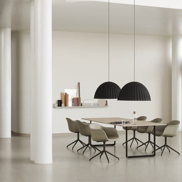 Table à manger 70/70 295x108 cm - Solid oak-Black - Muuto