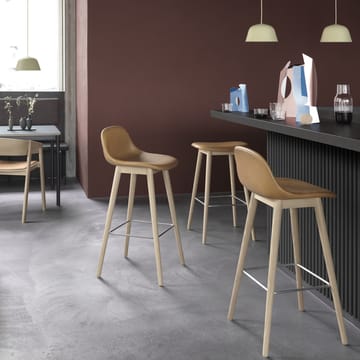 Tabouret de bar Fiber avec dossier 75 cm - Cuir black-pieds noirs - Muuto