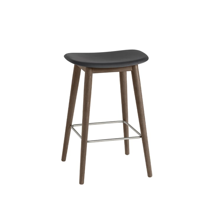 Tabouret Fiber Bar Stool 75 cm - black, pieds lasurés marron foncé - Muuto