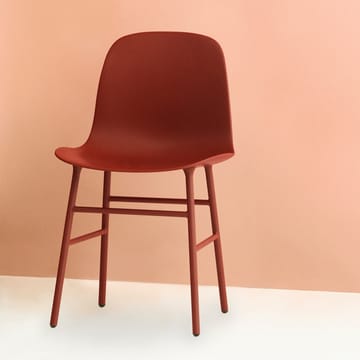 Chaise Form - red, pieds noirs - Normann Copenhagen