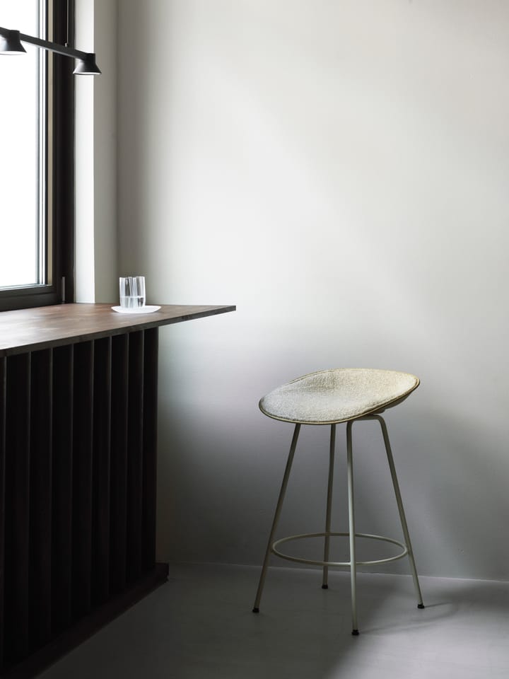 Tabouret Mat Barstool 65 cm - Seaweed-black steel - Normann Copenhagen