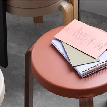 Tabouret Tap - grey, pieds en noyer - Normann Copenhagen