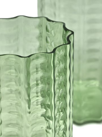 Vase Waves 01 21 cm - Green-clear - Serax