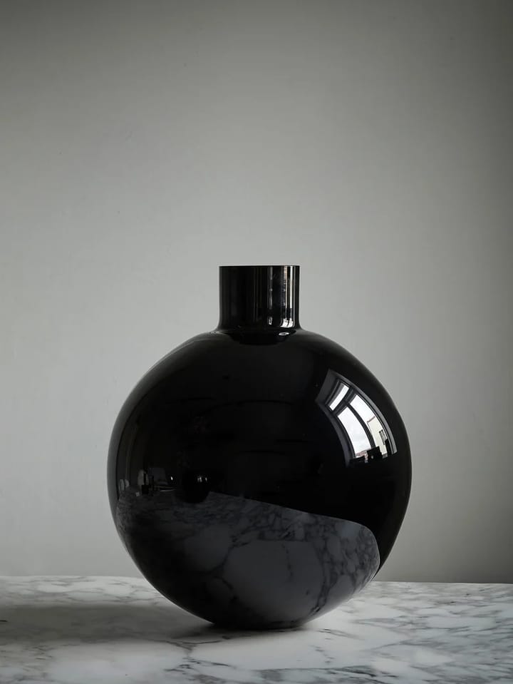 Vase Pallo, Noir 37 cm Skrufs Glasbruk