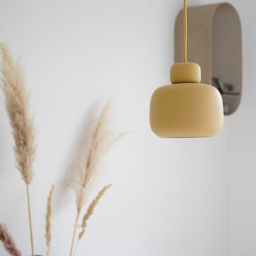 Lampe à suspension Stone small - Jaune moutarde - Woud