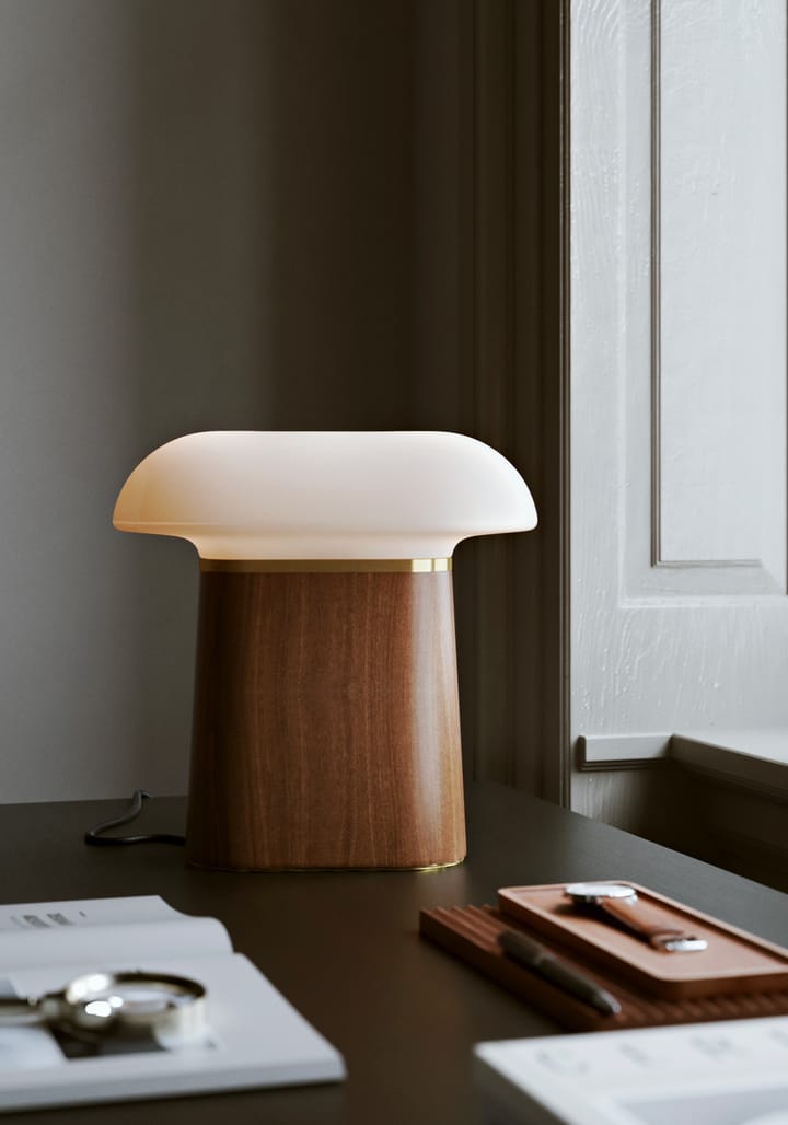 Lampe de table Nova, Walnut Woud