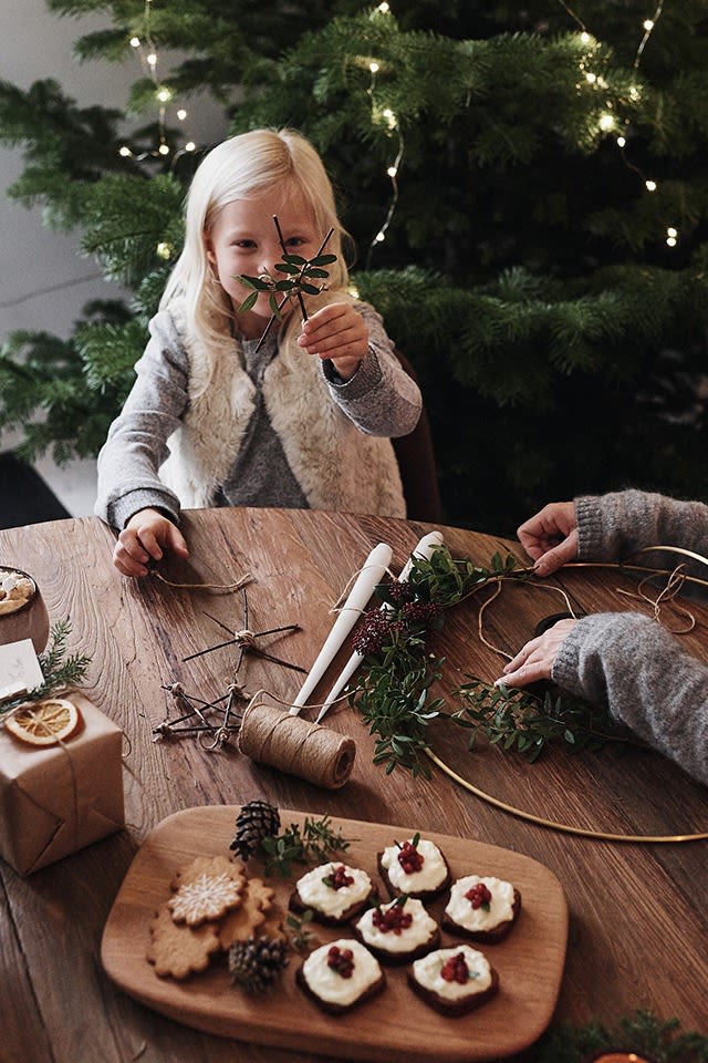 Avent Convivialité grâce au bricolage de Noël pour petits et grands.